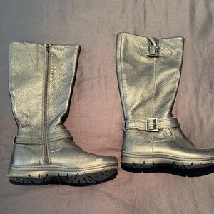 BOC Black Leather snow Women's Boots preowned non smoking home great shape